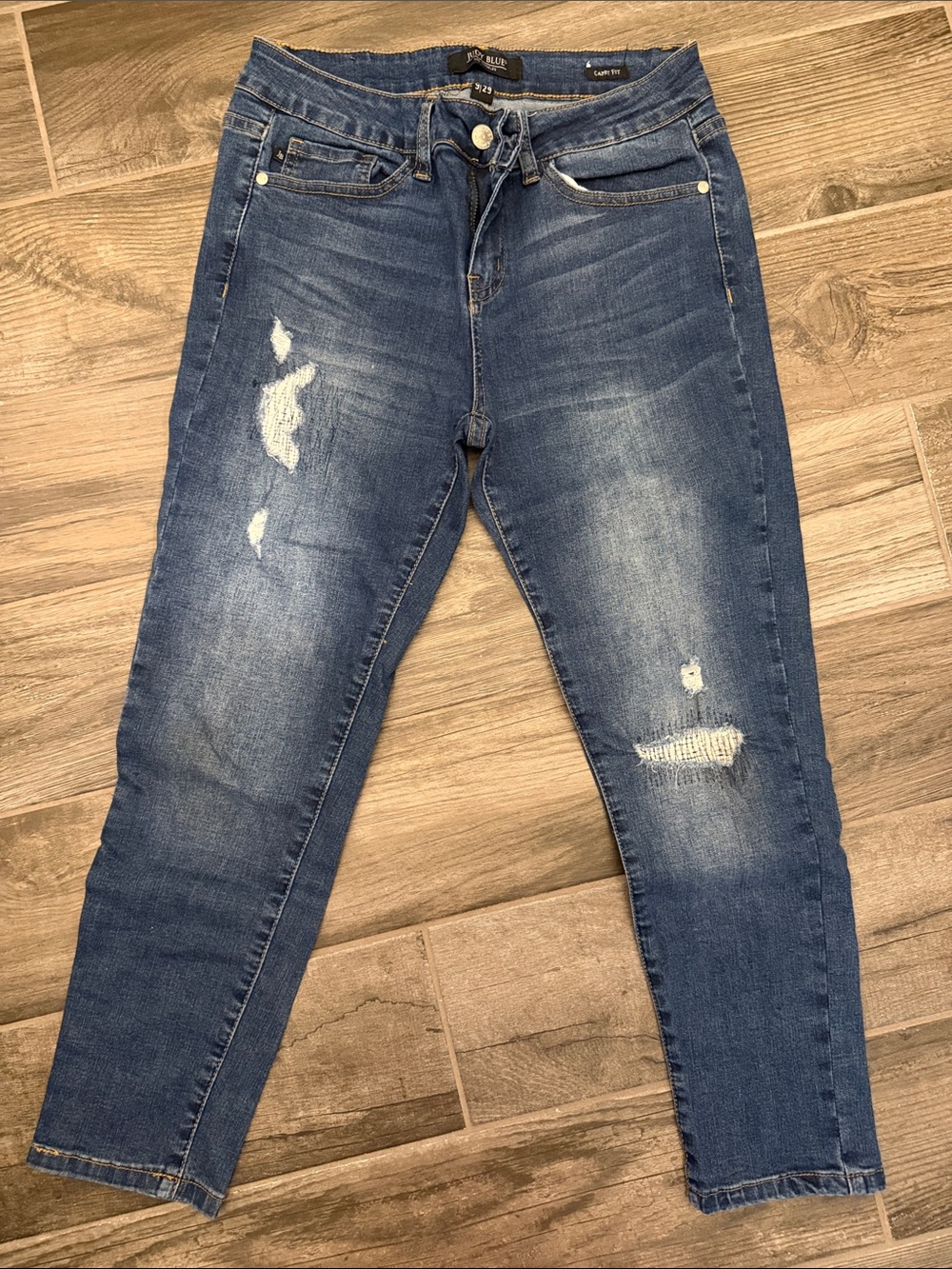 Judy Blue Medium Wash Distressed High-Rise Jeggings